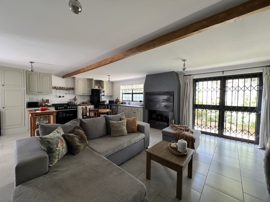 2 Bedroom Property for Sale in Napier Western Cape